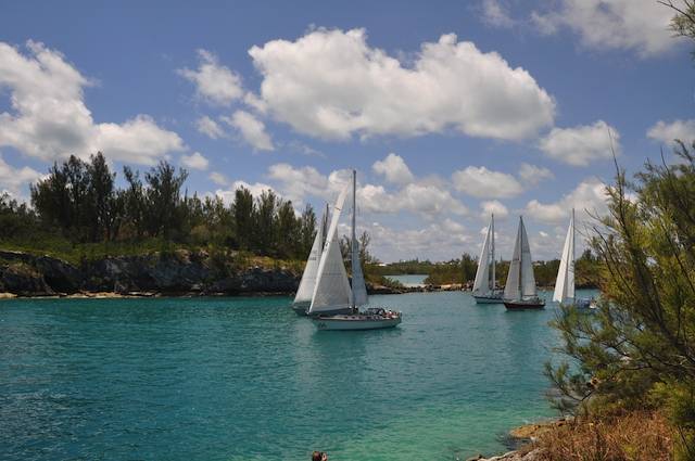 5 class 3 yachts heading out the Town Cut